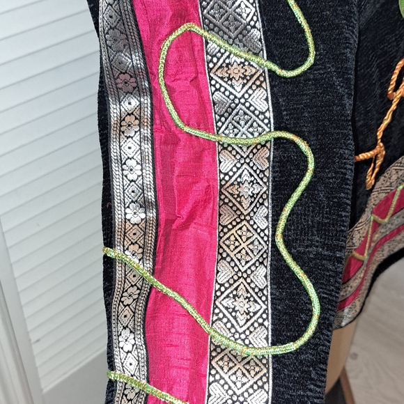 VTG ALLURE WOMEN'S JACKET - Picture 5 of 8